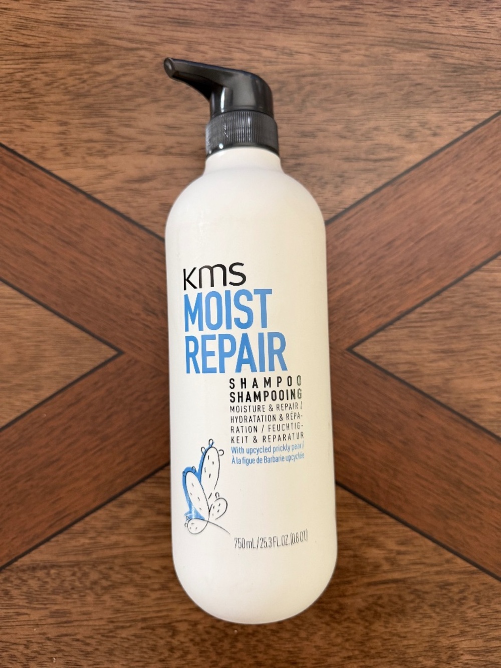 KMS Moist Repair Shampoo | Deep Moisture & Repair 25.3 fl ounces
